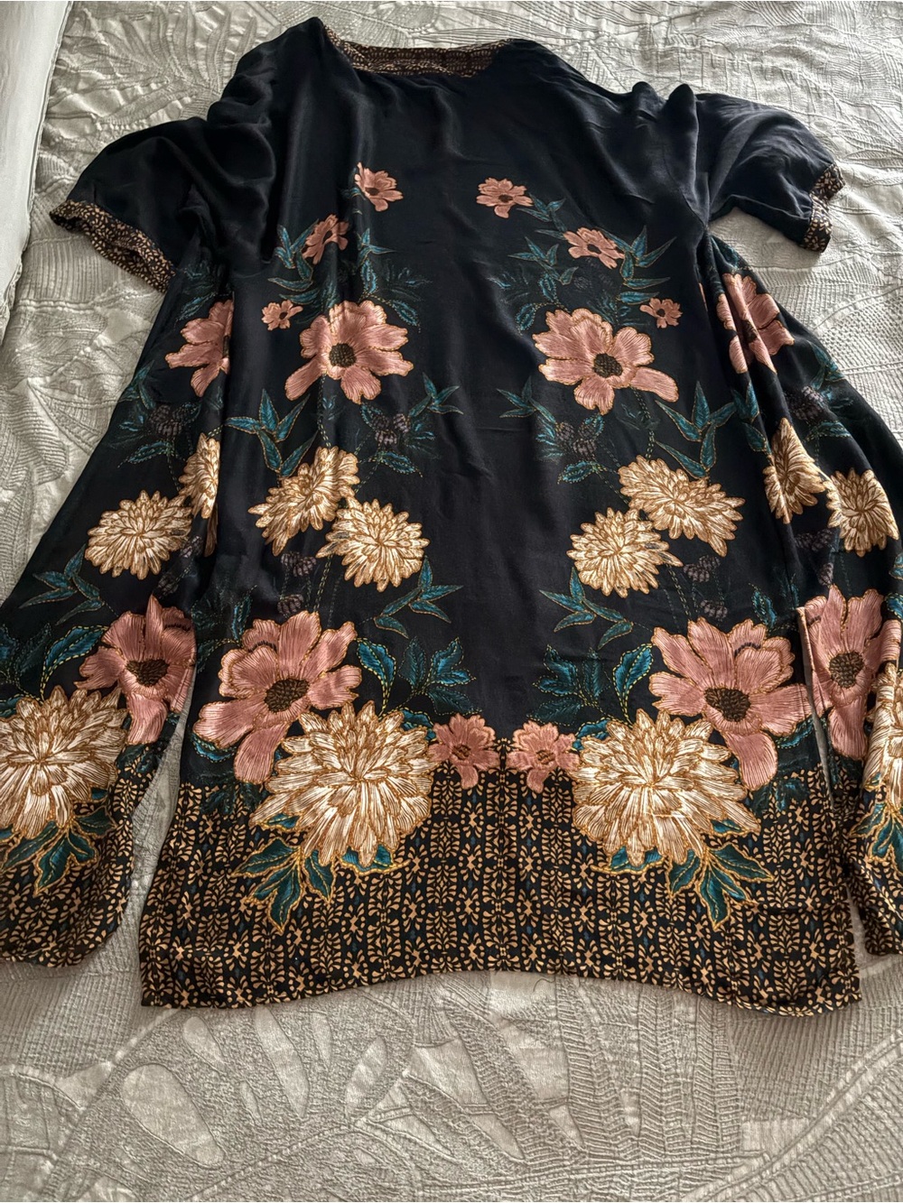 DR2 Black Floral Embroidered Kimono Cardigan - Picture 4 of 4